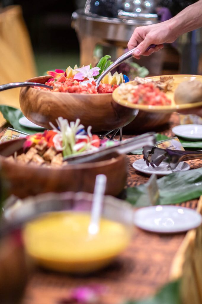 Ono (tasty) Hawaiian style buffet dinner